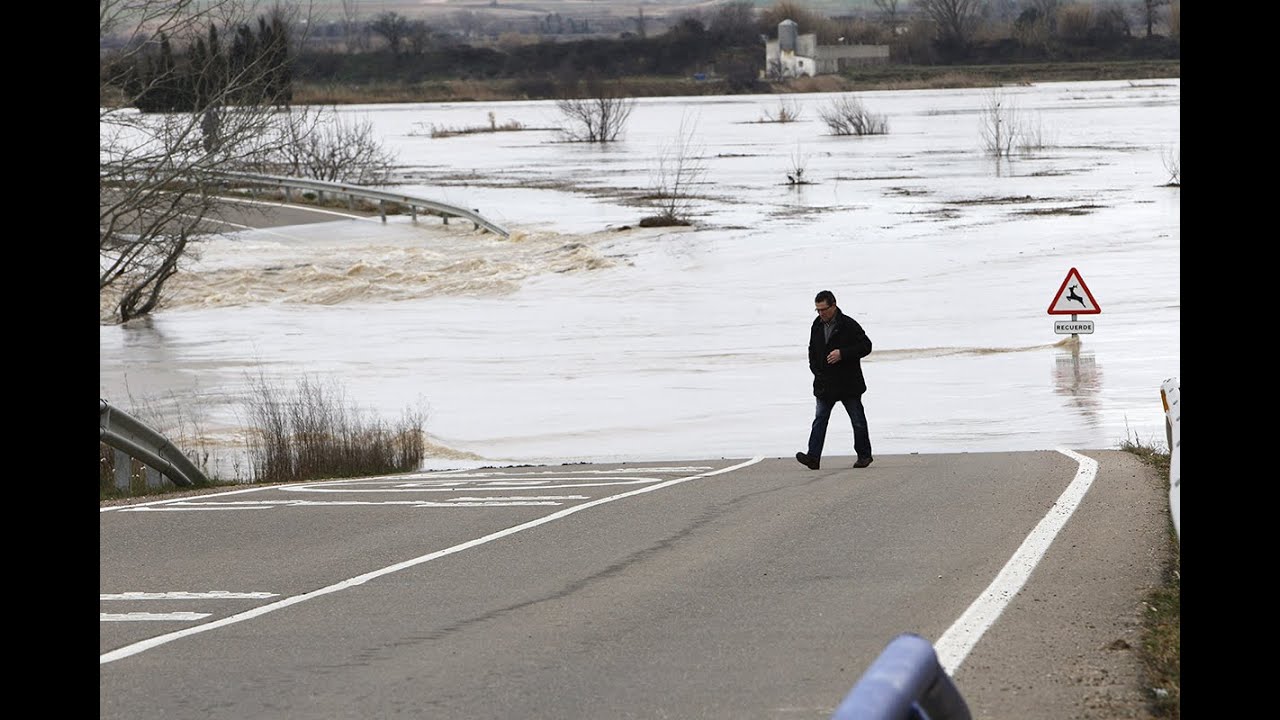 Alerta en Zaragoza por desbordamiento del río Ebro