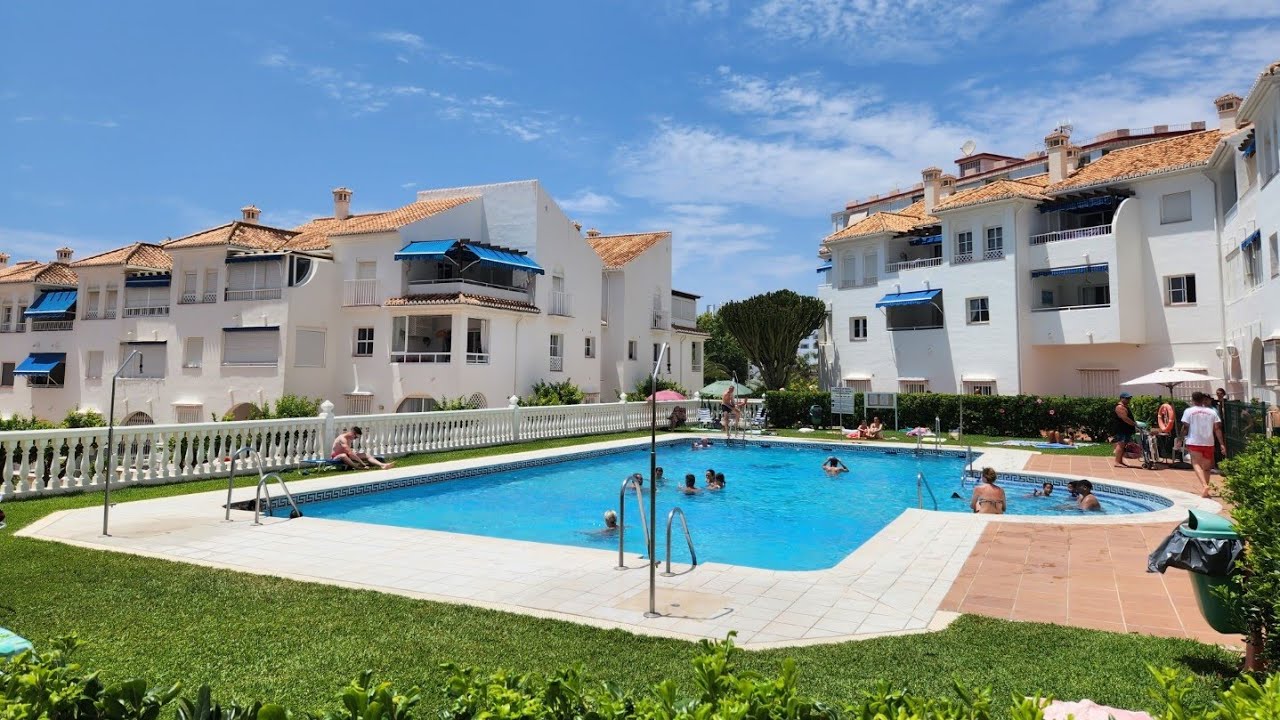For Sale In Nerja | Refurbished Apartment in Urb. Las Fuentes