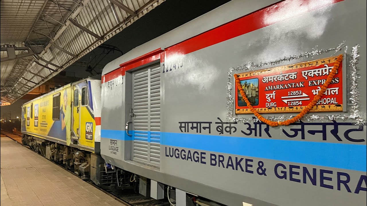 Inaugural Run with LHBfied Coaches | 12853 Amarkantak Express | Departure from Bhilai Power House!