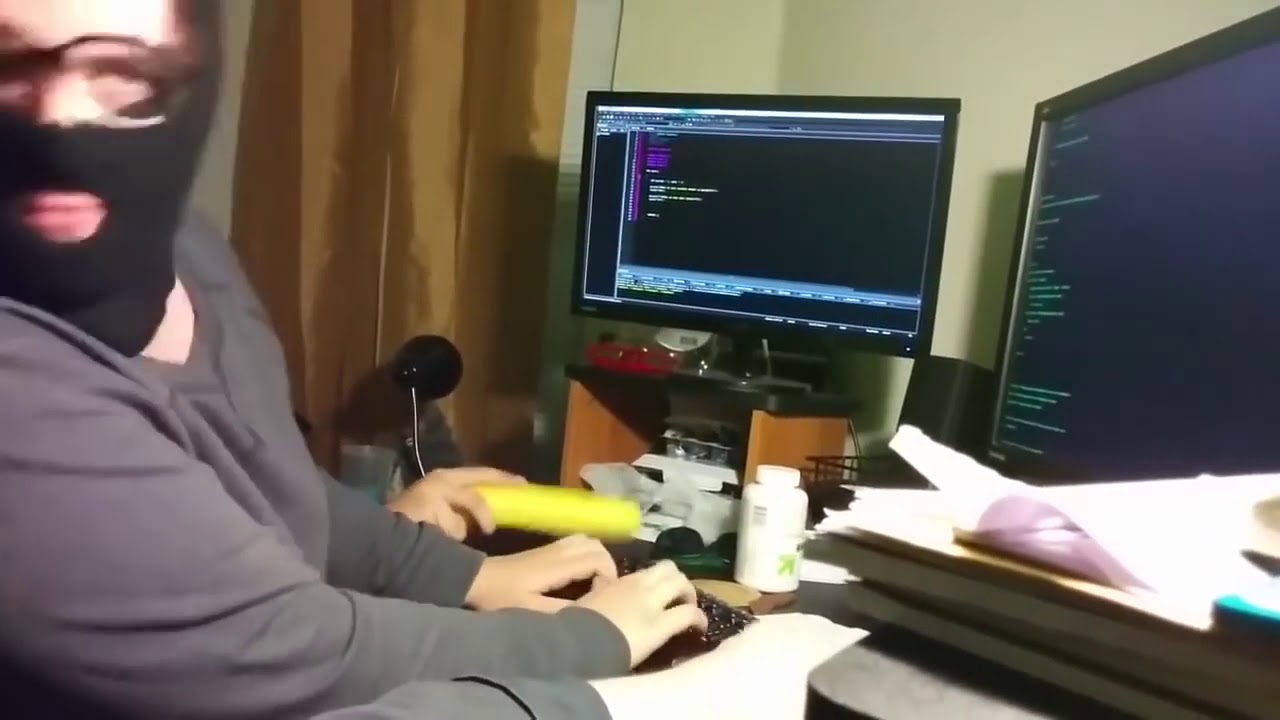 Хакеры ведут атаку на никиточку 10 часов