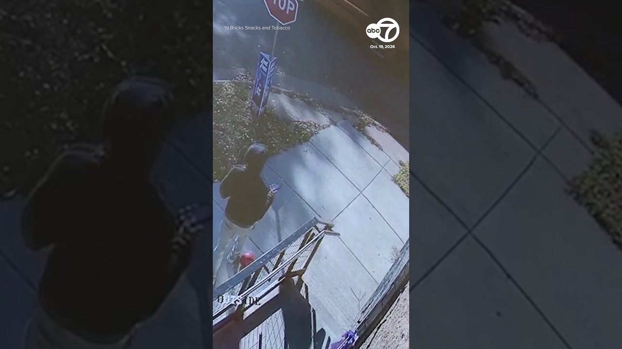 Man jumps into action to stop a runaway school bus full of children