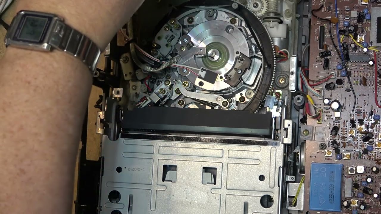 Последний взгляд на мою старую Hi-Fi систему Sanyo SuperBeta, прежде чем она окончательно исчезне...