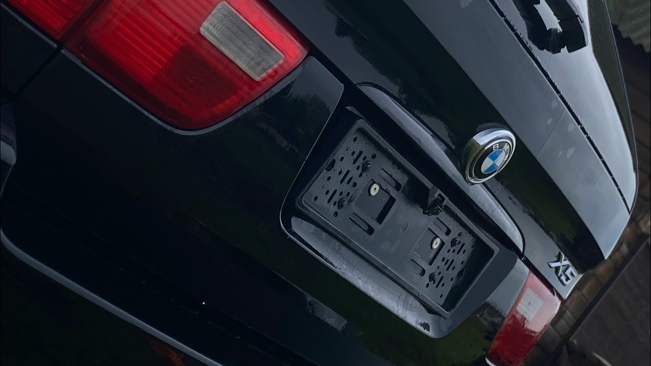 Купил BMW X5 E53 с кучей проблем по низу рынка в 2024 году