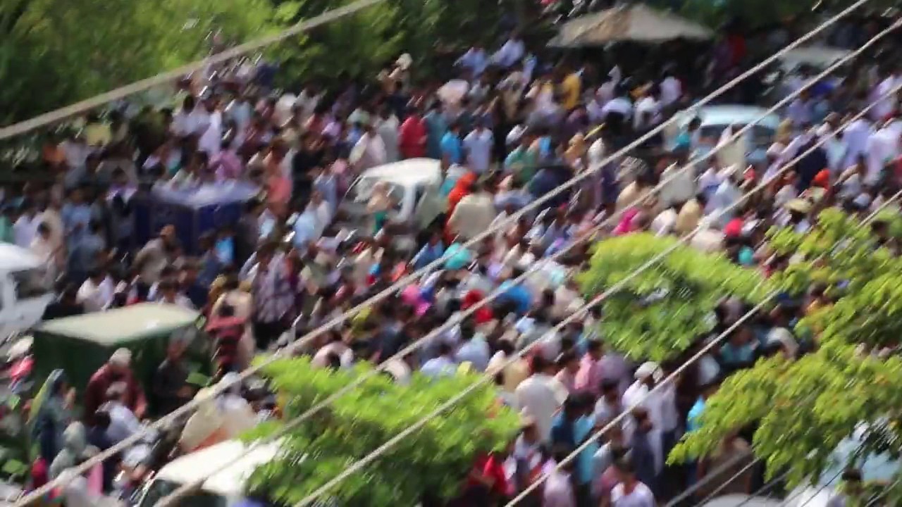 PUCIT Entry Test crowd of students at Punjab University Lahore
