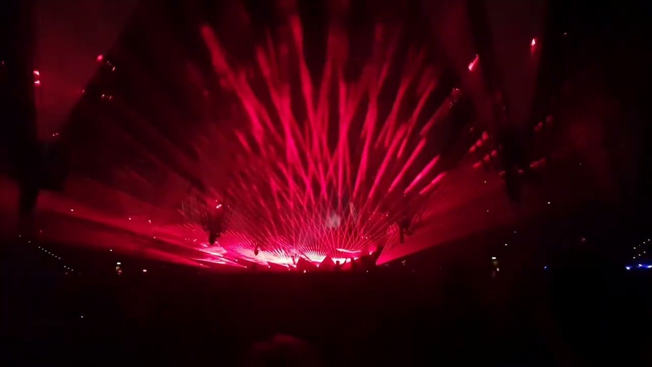 BigCityBeats World Club Dome 2020 Winteredition @MartinGarrix plays @SWACQ - No strings attached