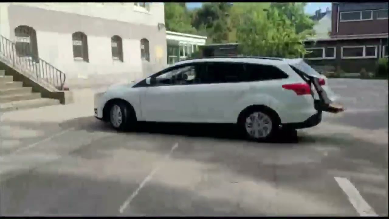 kleiner hinweis zu problematischen elterntaxis movie