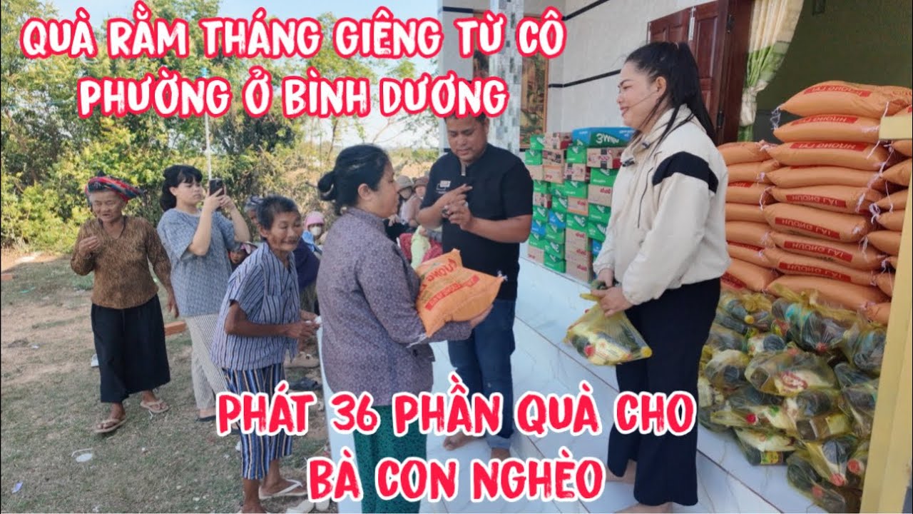 Vợ chồng em Thanh vi thay mặc Cô PHƯỜNG phát 36 phần quà đến bà con nghèo khổ 