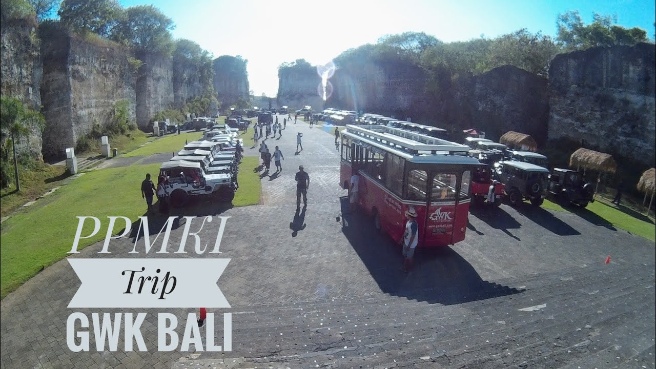 Touring Mobil Klasik Ppmki Ke GWK Bali - (Soundtrack Song Weekend Trip by Akmil Asril)