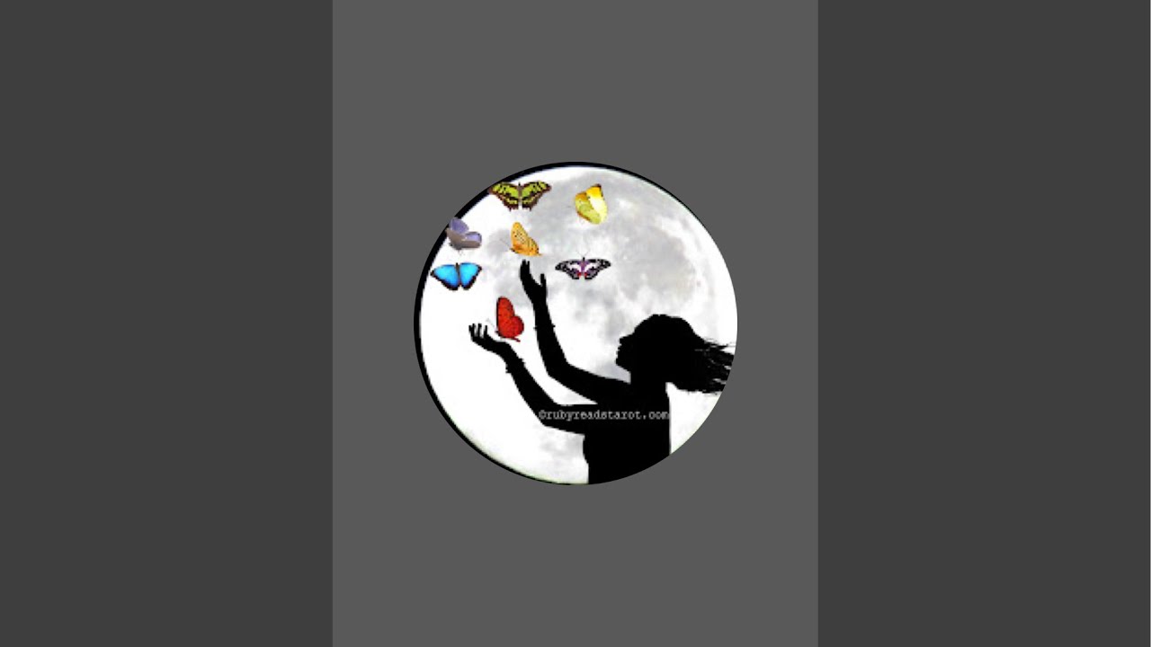 Ruby Reads Tarot is live