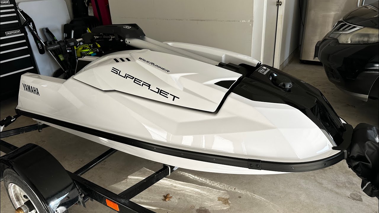 2023 Yamaha SuperJet - 4 First Things You must to Know Before You get into the water