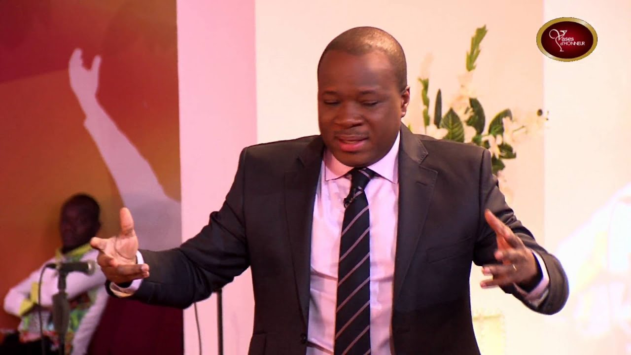 Pour prier efficacement, prier réellement au nom de JÉSUS - Pasteur Mohammed SANOGO