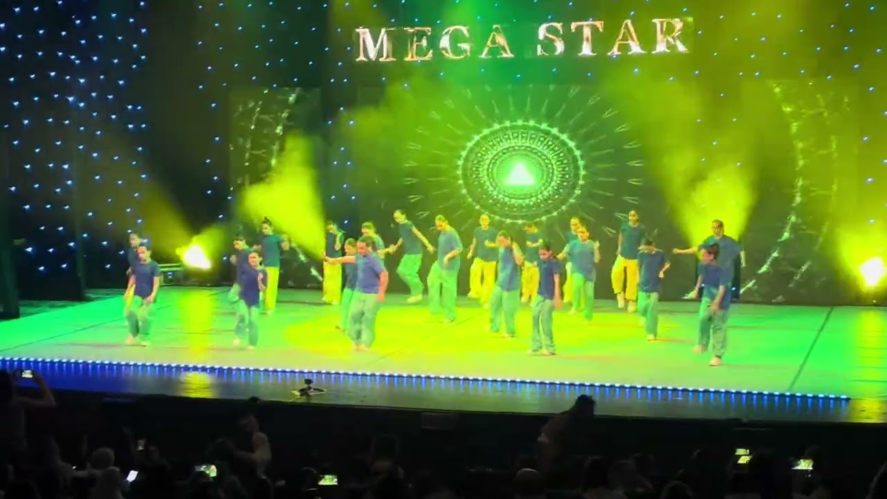 יובל בתחרות Mega Star עם סטודיו Move it 