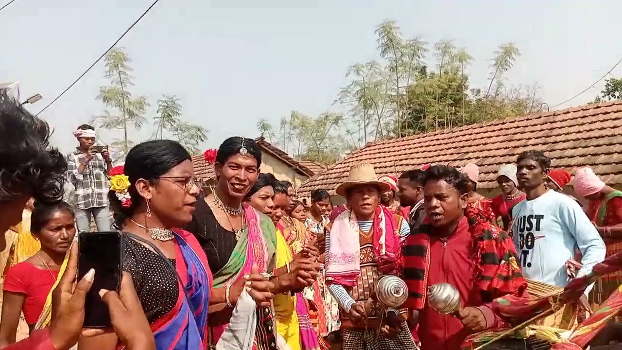 sakrat budhi ganri Enej pandra pathar gadel kora ko