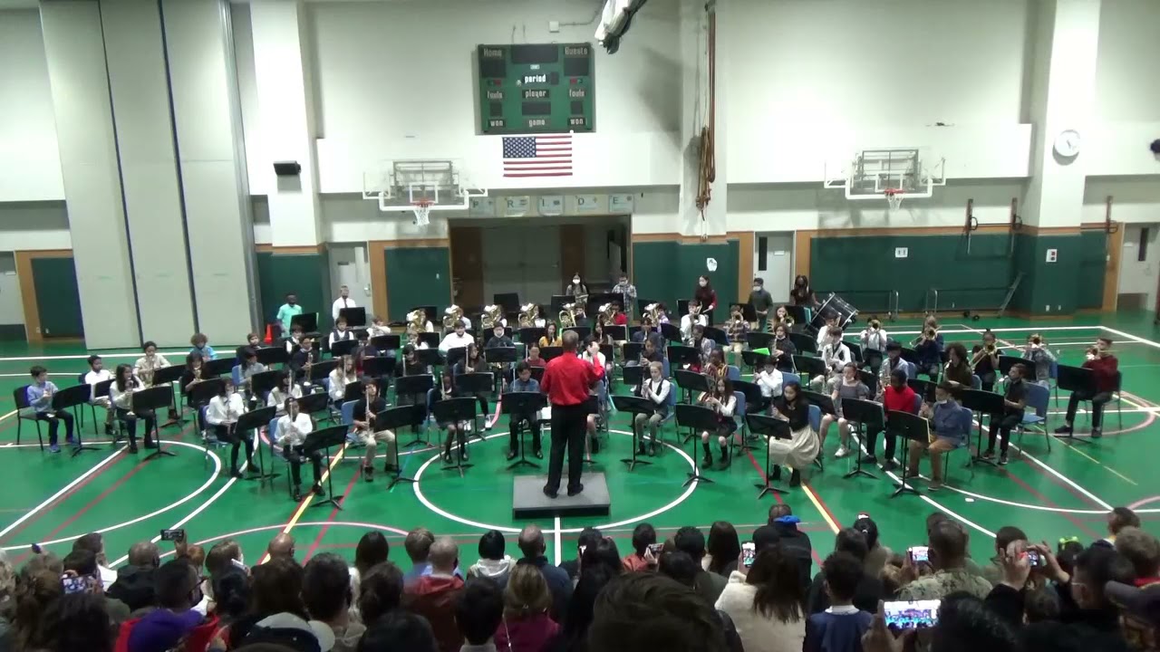 Yokosuka MS Beginning Band - Holiday Rock arr. by Chris Bernotas