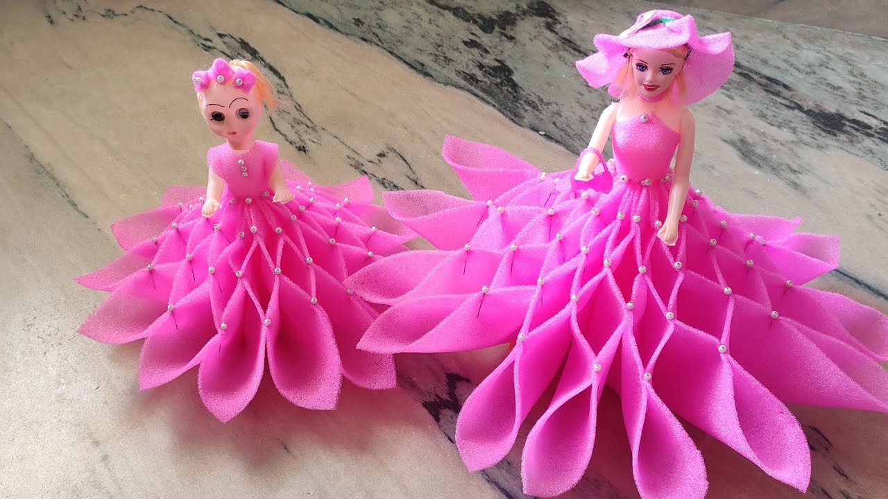 Doll decor | Barbie doll decor | Making doll dress and mini hat | How to decorate doll with sponge