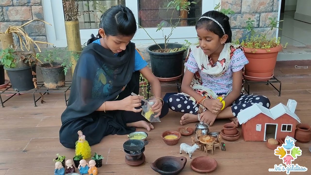 Real miniature cooking P-50|kids cooking in their miniature kitchen|spicy potato jalebi|ini's galata