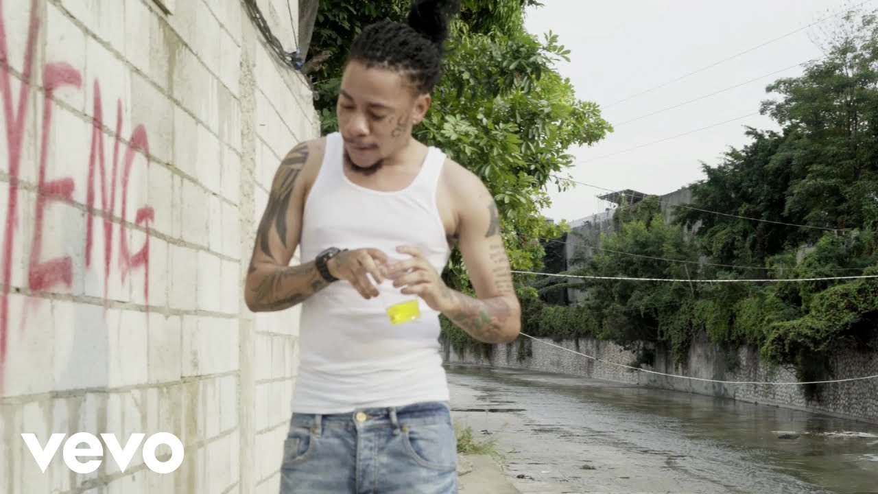 Naga - Never Give Up (Official Music Video)
