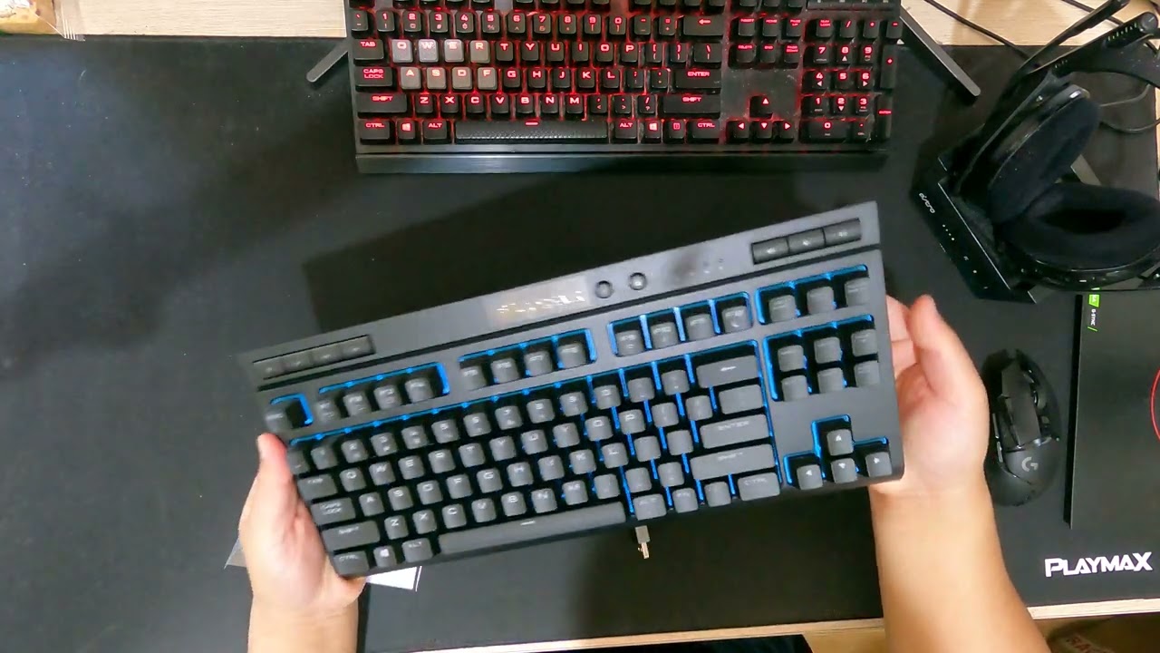 Unboxing Corsair K63 Wireless Mechanical Gaming Keyboard Special Edition (Cherry MX Red)