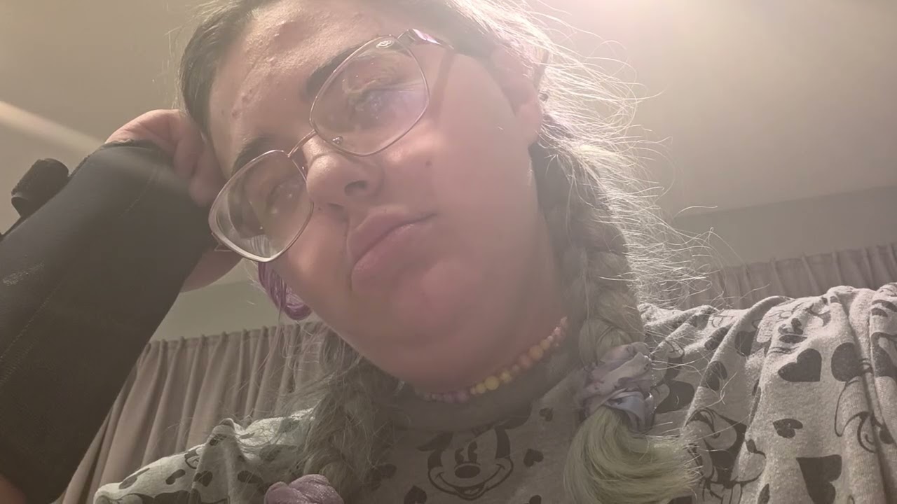 having a pnee stress seizure!  (WARNING) (MAY TRIGGGER!)