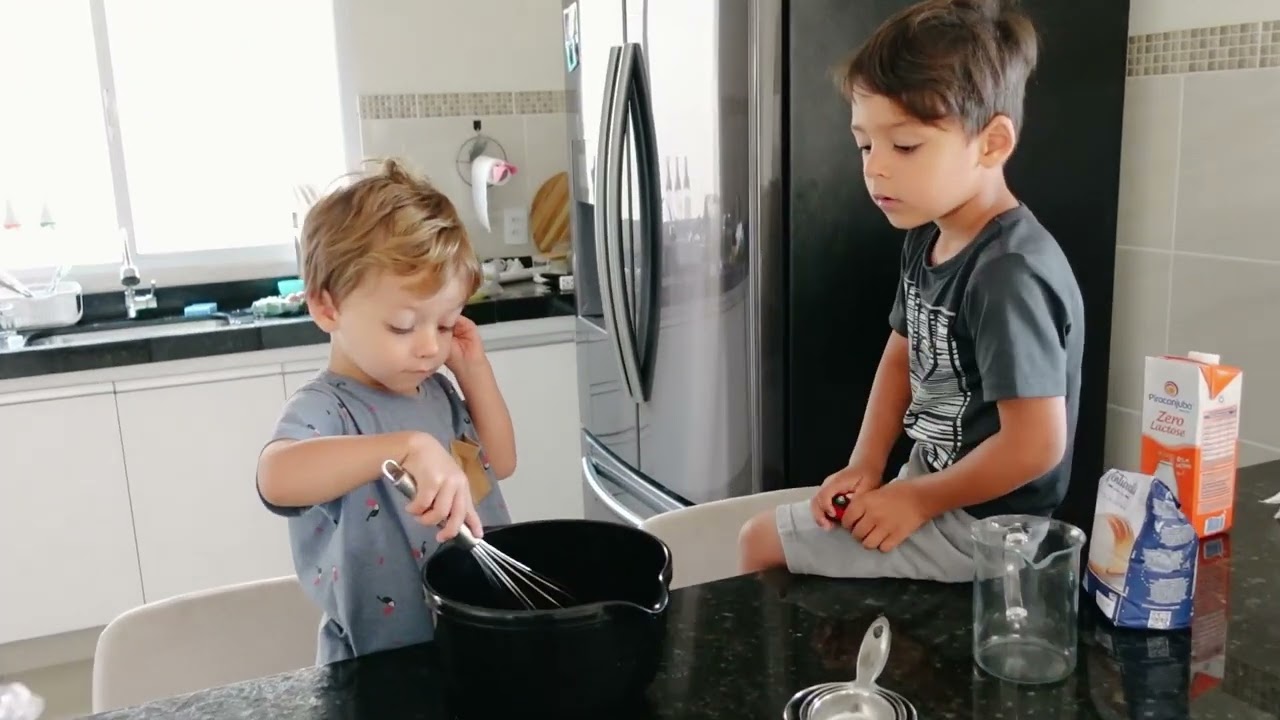 ORGANIZANDO A DESPENSA, MEUS PAIS VIERAM VISITAR E RECEITA DE PANQUECA AMERICANA