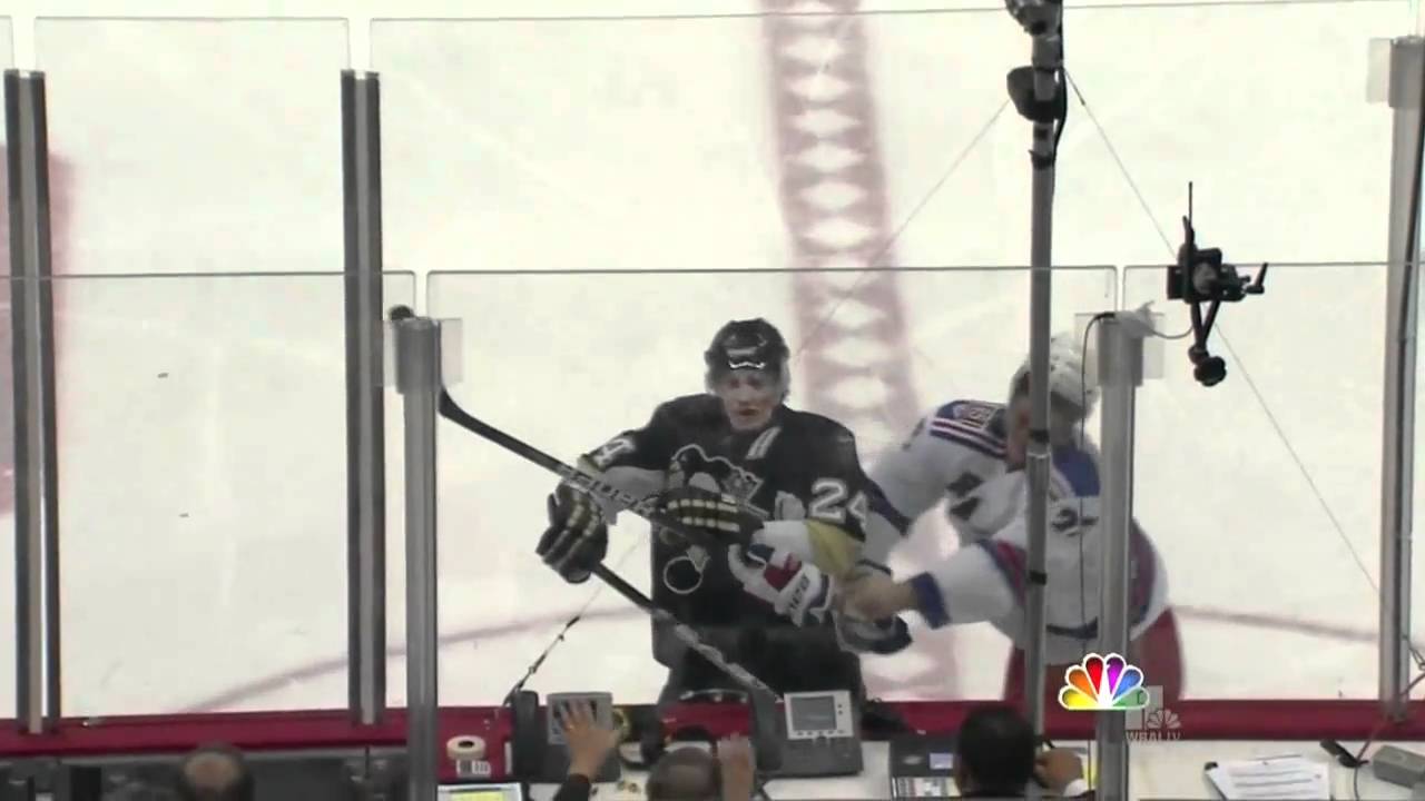 Matt Cooke elbows Ryan McDonagh | 03/20/2011 [HD]