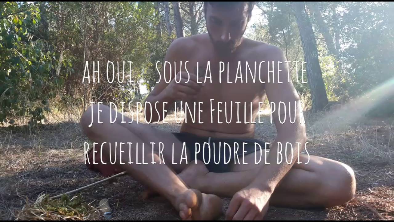 Feu par friction à la main technique Hand-drill