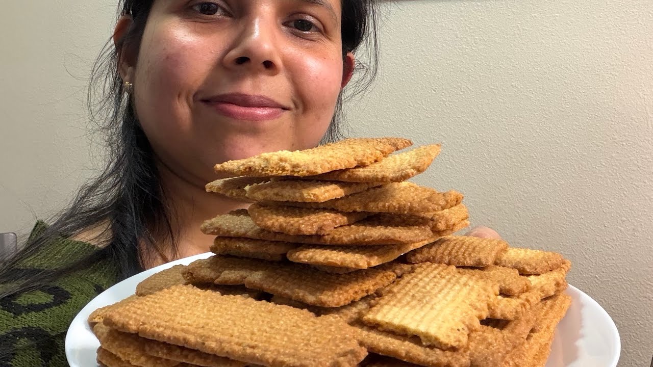 No Fail Bakery Style Atta Sooji Biscuits | Crispy Tea Time Recipe @Prachipreps 
