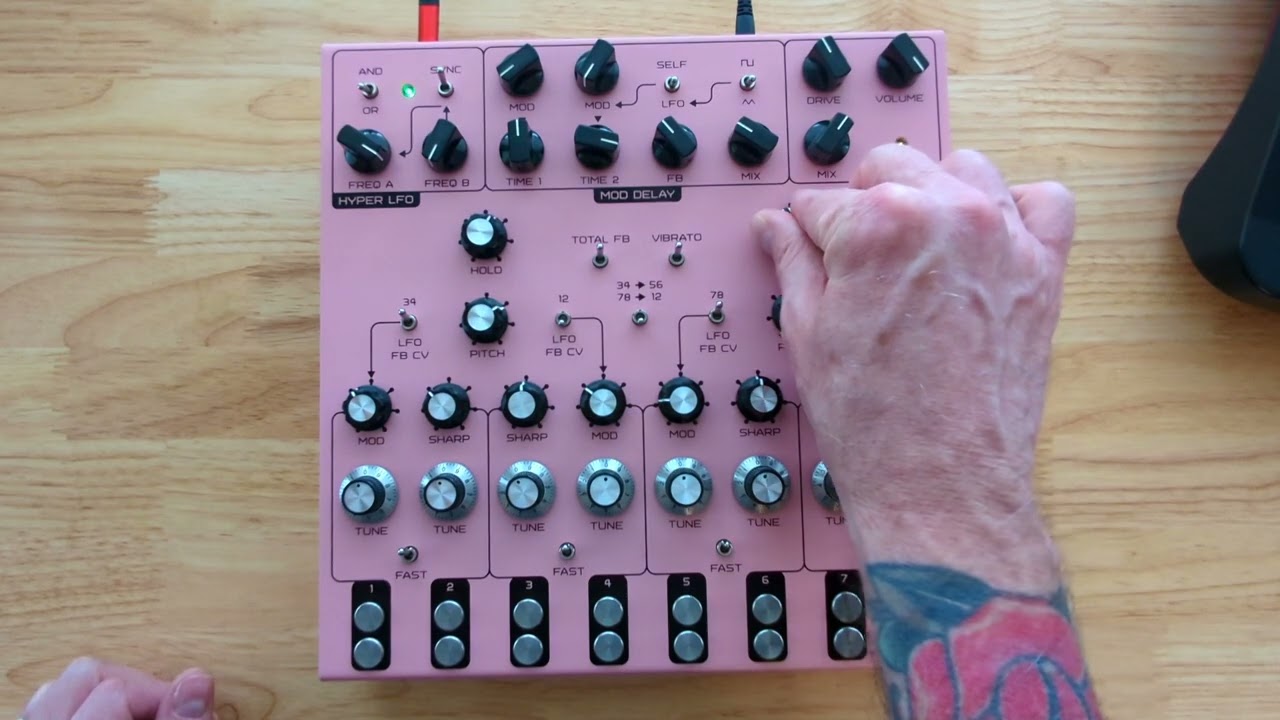 090 / Lyra-8 Drone Noise