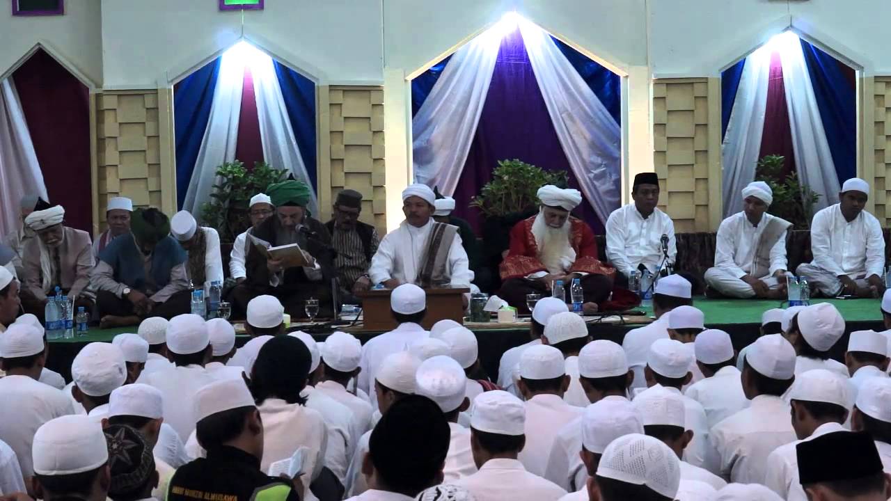 Extra Ordinary Mawlid with Mawlana Shaykh Hisham and kyai Amir Hamza