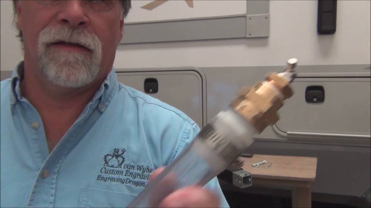 DIY 5th Wheel Landing Gear Maintenance  www.EV4Unow.com