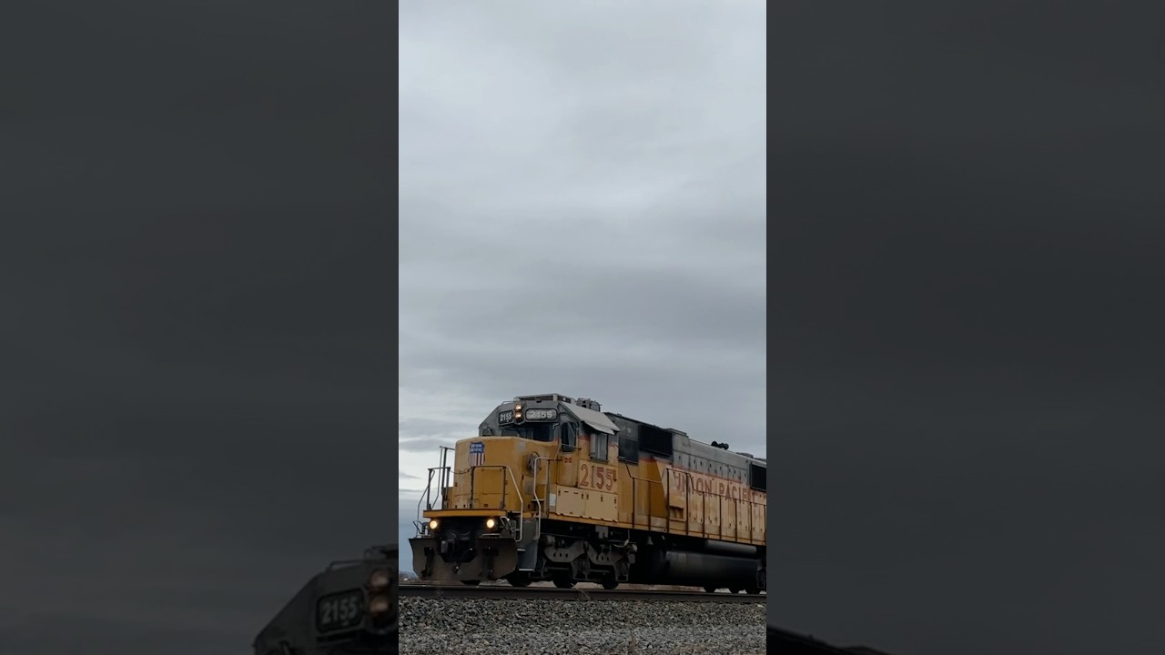 (Rare Spartan Cab SD60!) UP 2155 & 5206 On The WB Gooding Local In Nampa, ID