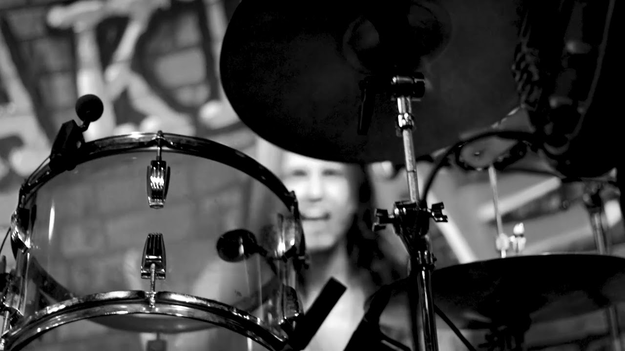Heavy Feather - Higher - Live in Stockholm (OFFICIAL LIVE VIDEO)
