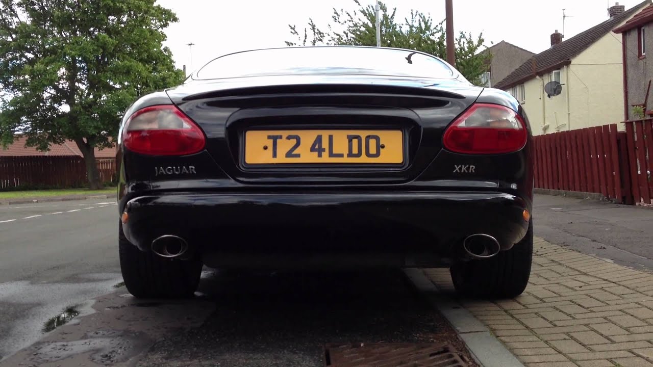XKR with Adamesh straight-through pipes.