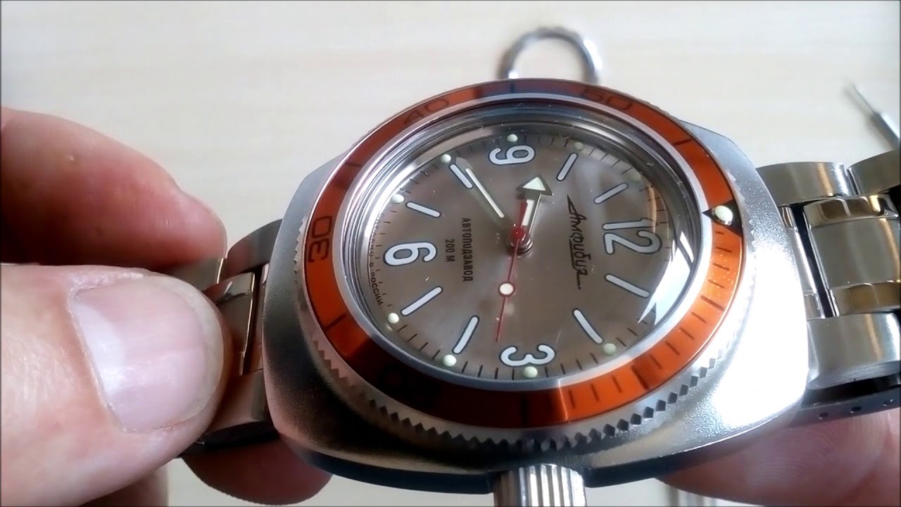 VOSTOK AMPHIBIA 090661M mod bezel and brecelet.