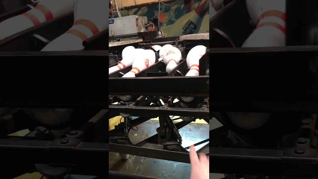 Bowling machine, pinsetter, AMF 82-70