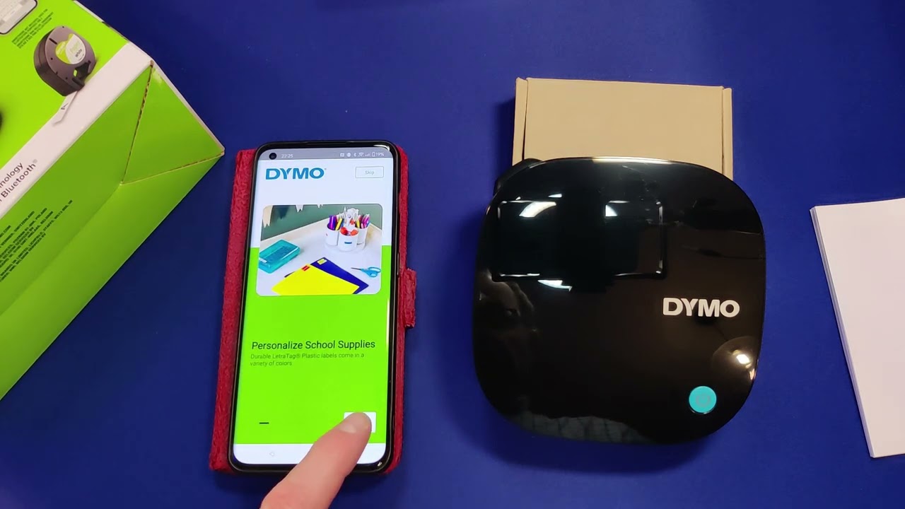Этикетировщик Dymo LetraTag 200B Bluetooth — без коробки и в действии