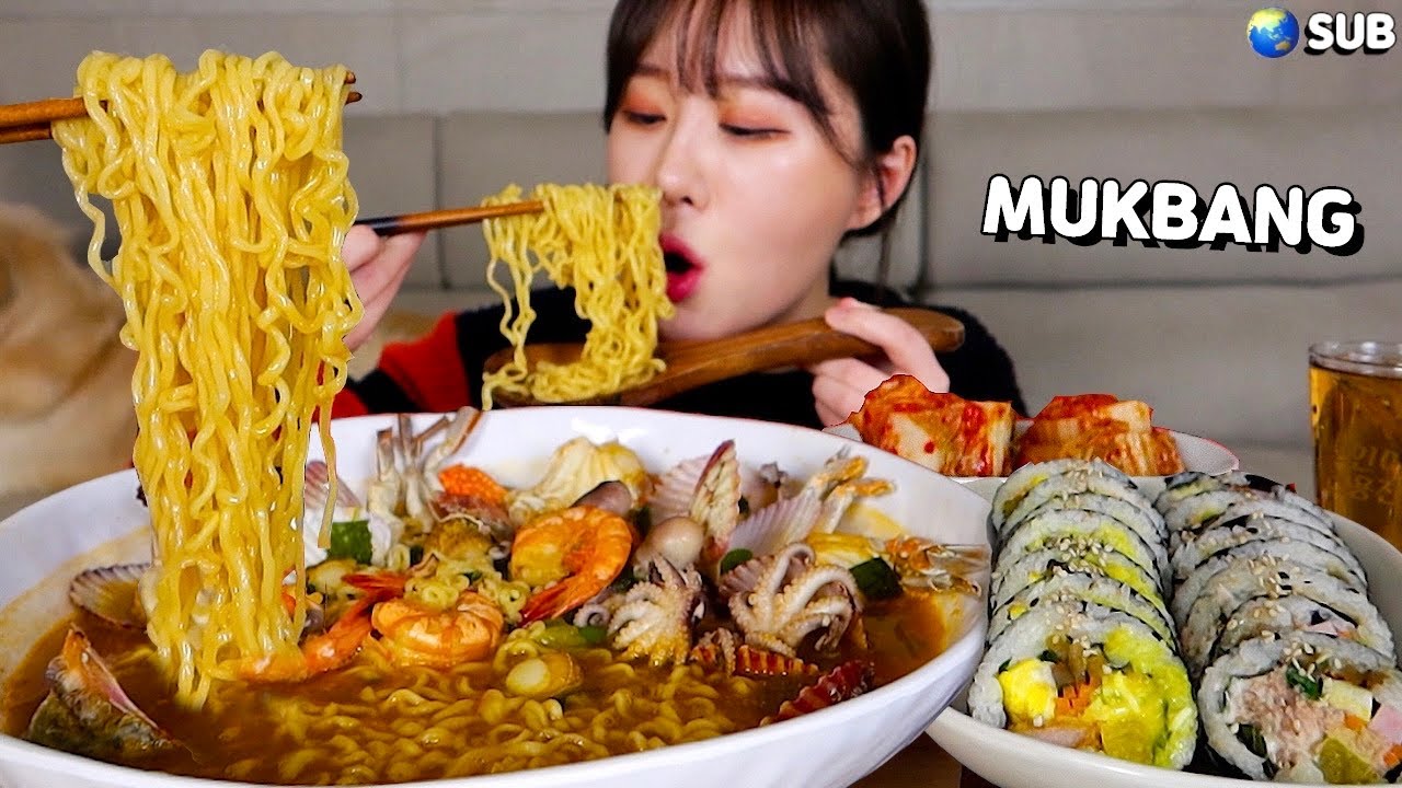 해산물 잔뜩 넣은 얼큰한 오징어짬뽕라면🍜🍜 고소한 참치김밥, 돈까스 김밥과 함께 먹방!! 국물이 끝내줘요❤ Spicy seafood noodles, Kimbap MUKBANG