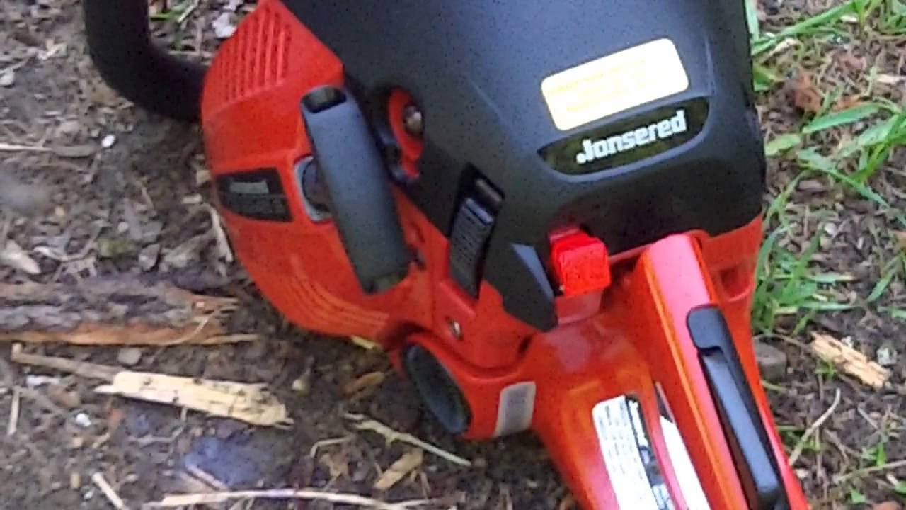 How to Safely Start a Chainsaw