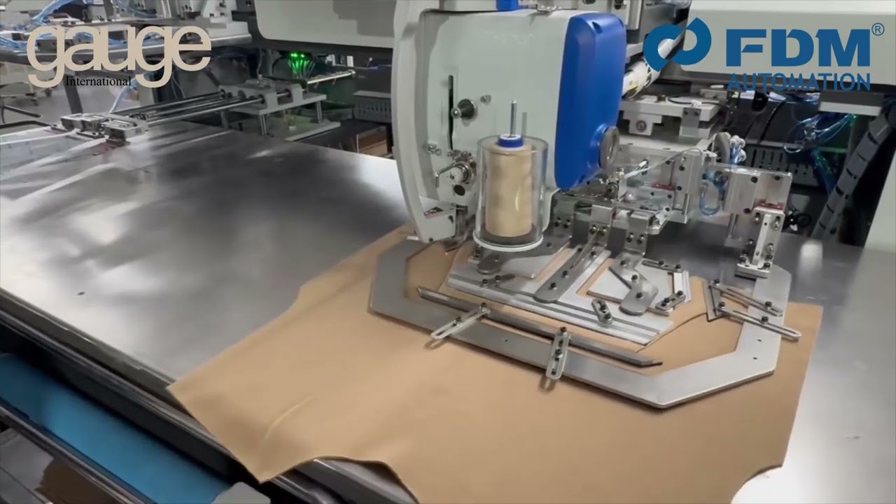 Automatic Kangroo Pocket Attach Machine