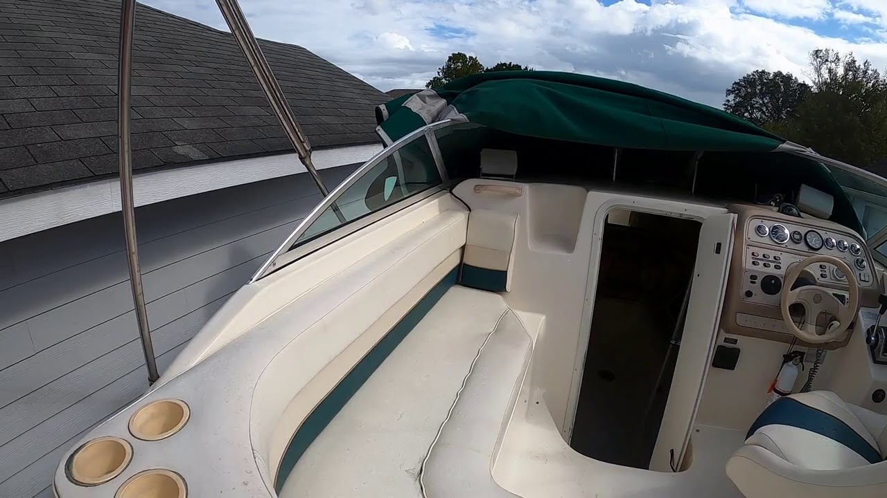 1998 Rinker Fiesta V