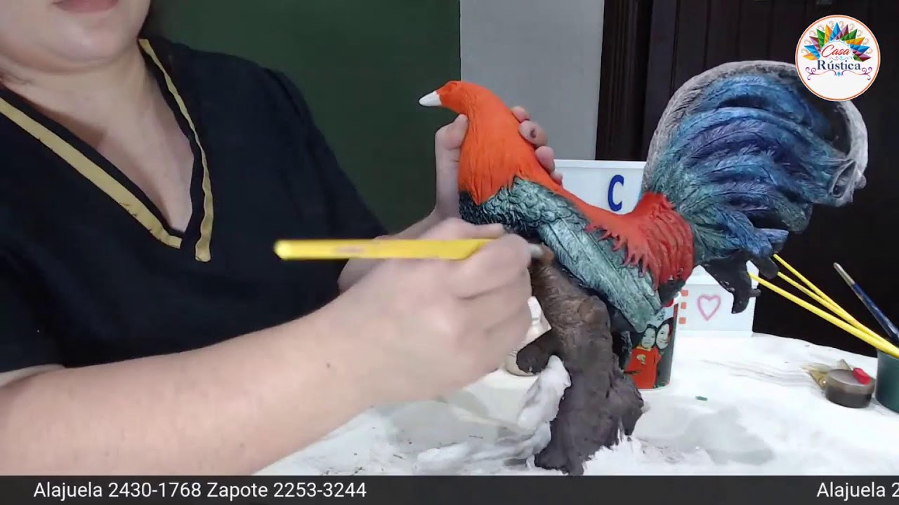 Pintemos un gallo en resina