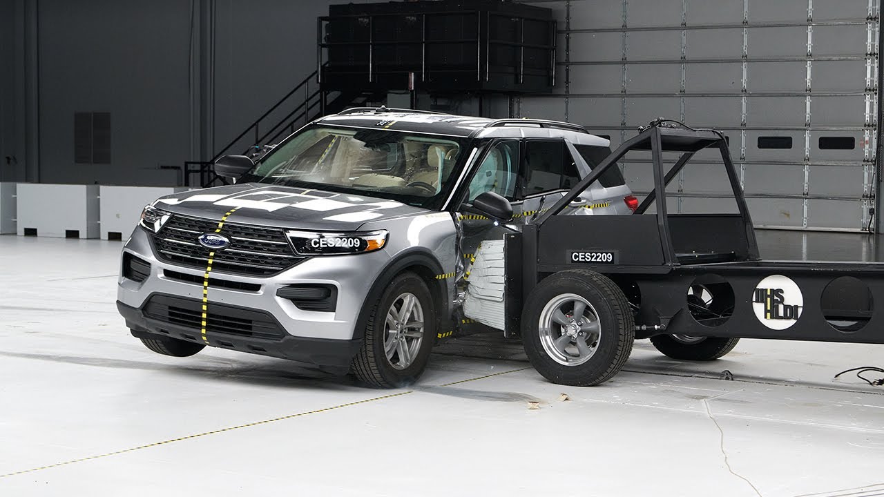 2022 Ford Explorer updated side IIHS crash test