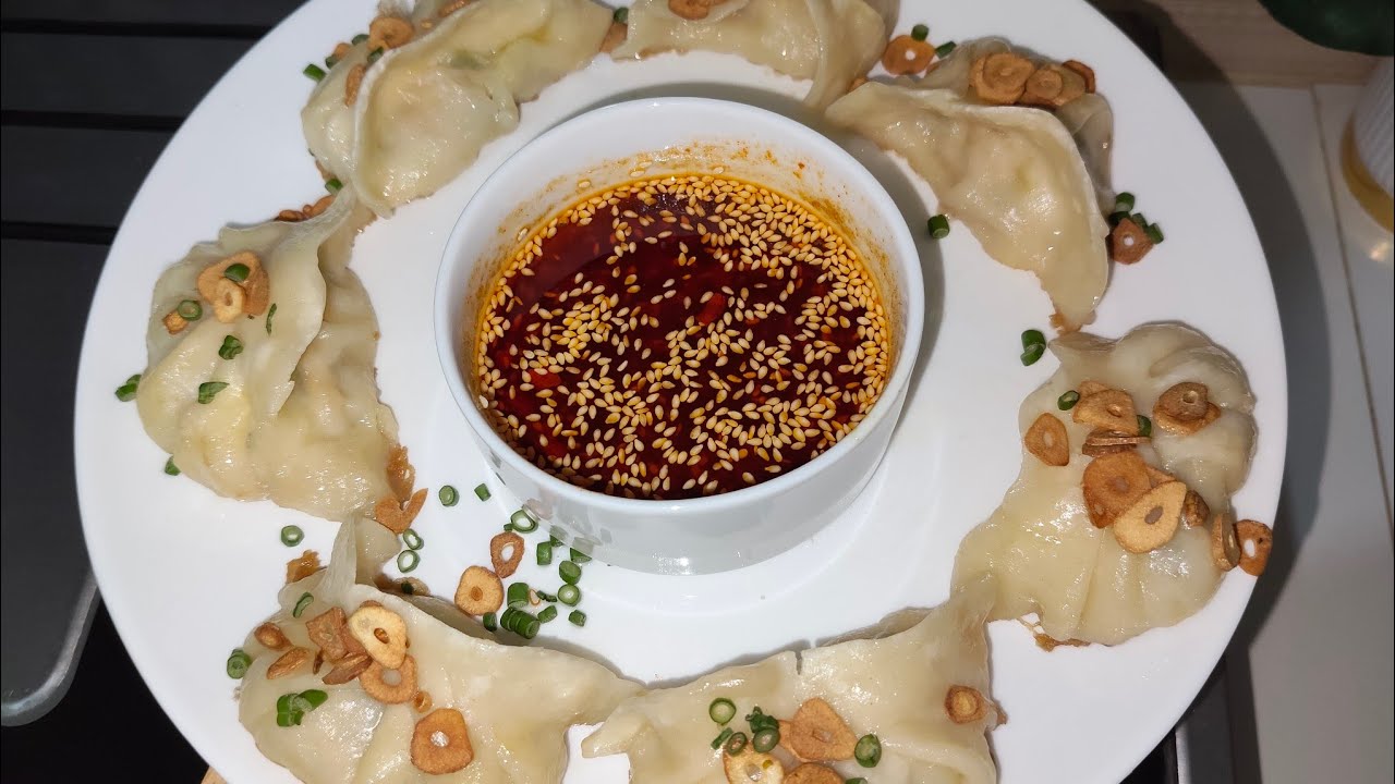 Chicken momos/chicken dumplings /চিকেন মমো/চিকেন ডাম্পলিং রেসিপি #chickenmomos #chickendumplings 