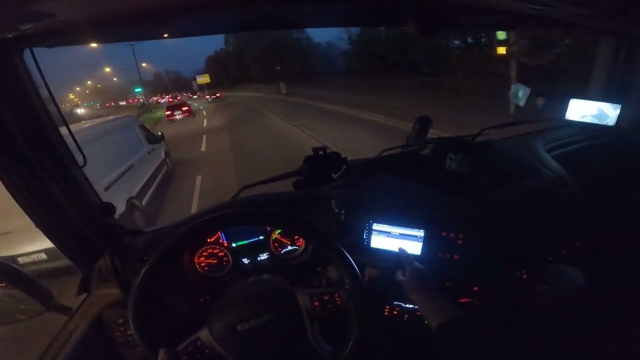 Truck Driving POV: Night Drive until the sun comes up on German Autobahn | DAF XF 480