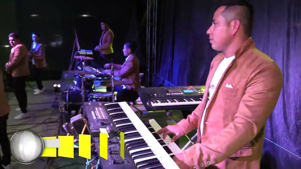 GRUPO ISBER MUSICAL|EN VIVO|CUATECOMACO ZONTECOMATLAN VER