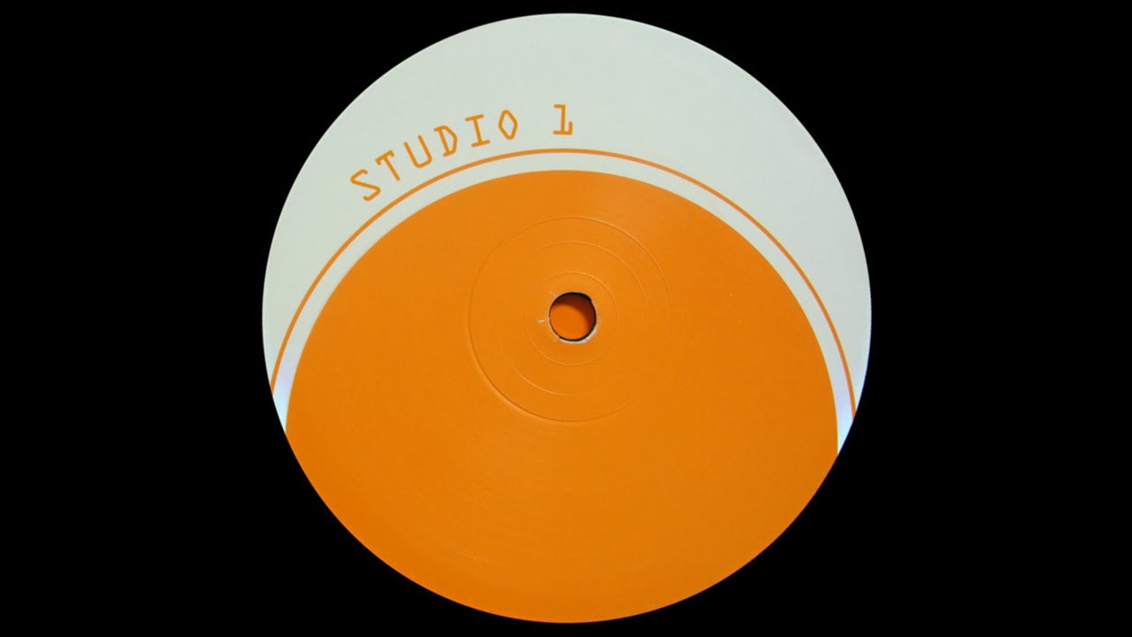 Studio 1 - Orange 2