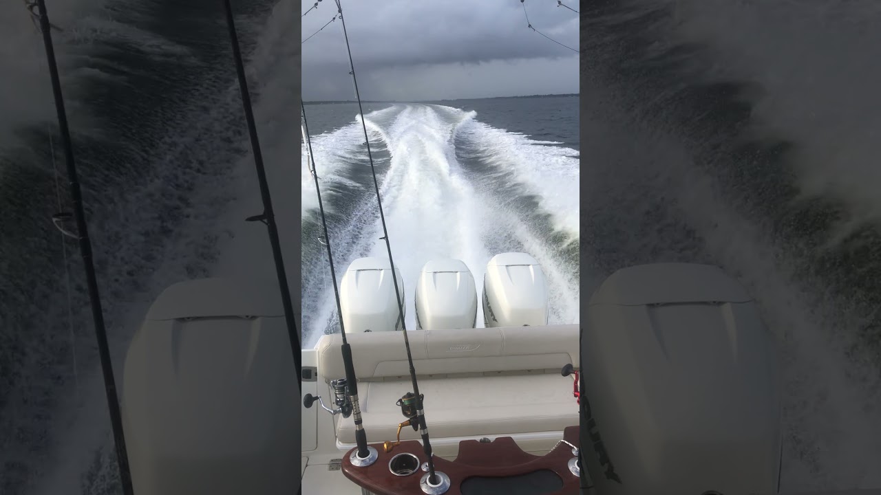 A Boston Whaler Conquest 345 riding experience at 40 mph #bostonwhaler #mercuryoutboards