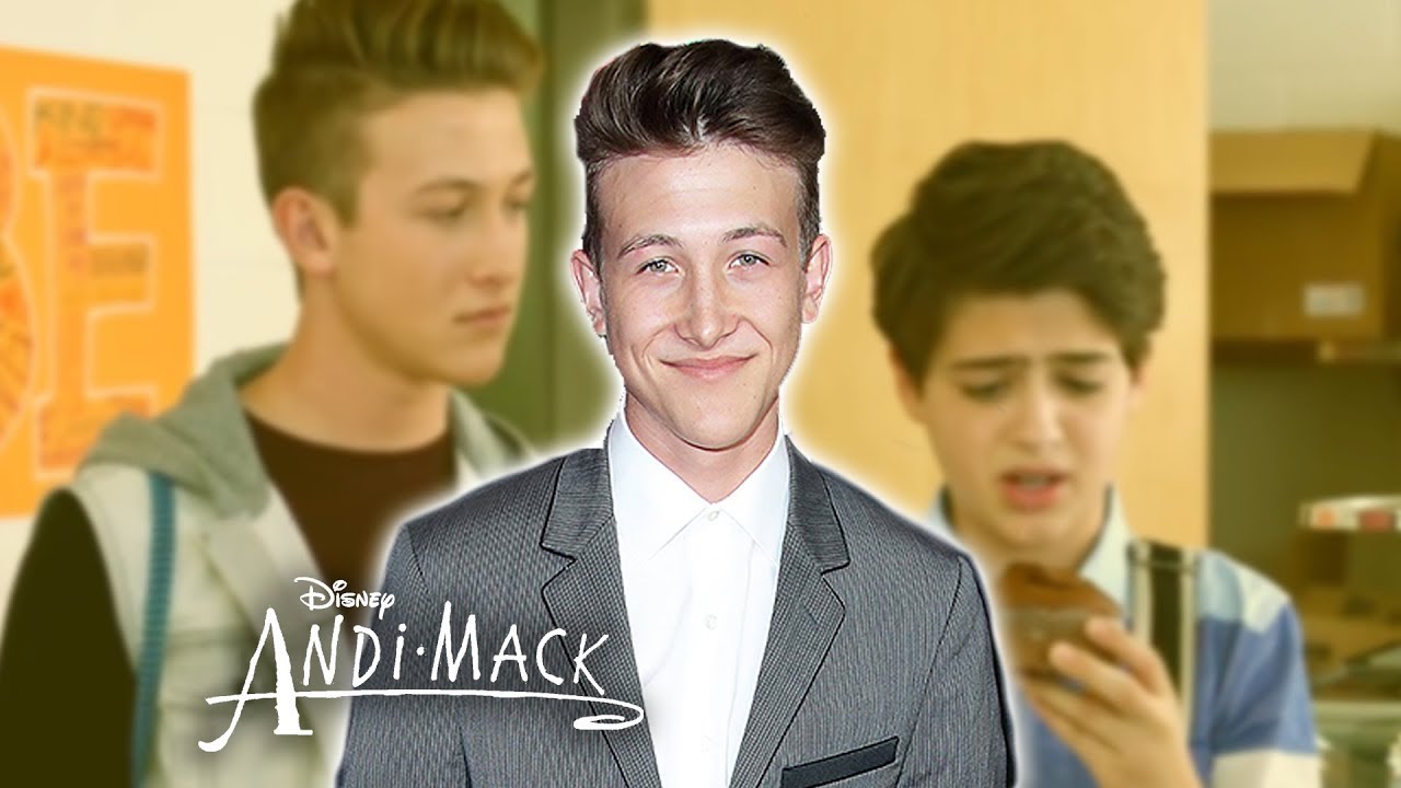 Luke Mullen on the Andi Mack Fandom