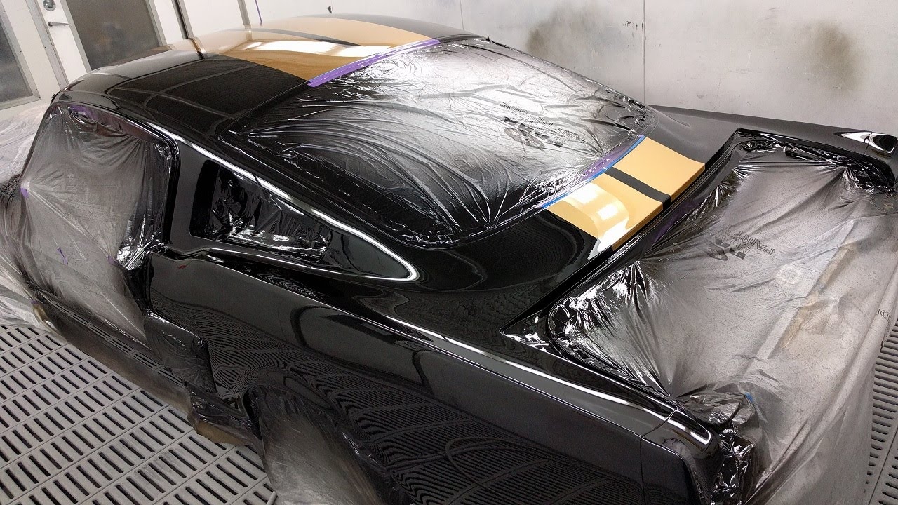 GT350 Mustang Spray Painting