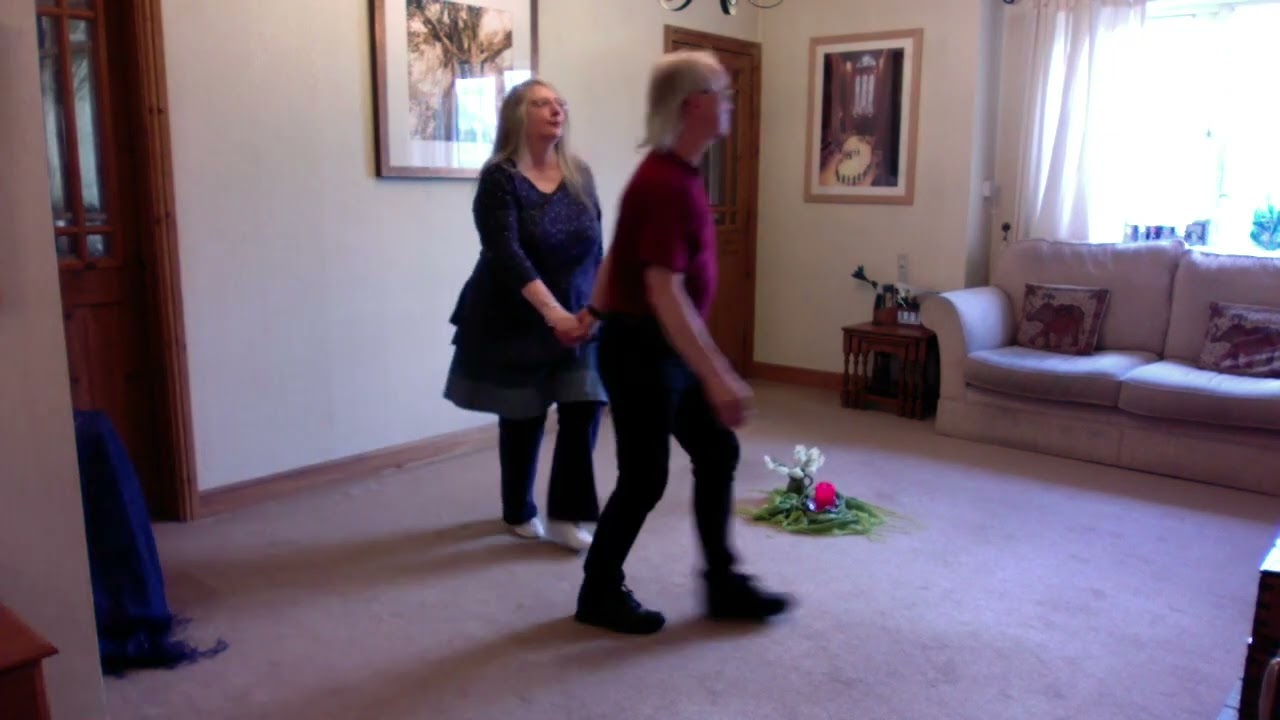 Australian Fire Dance - Circle Dance with Cindy & Adrian